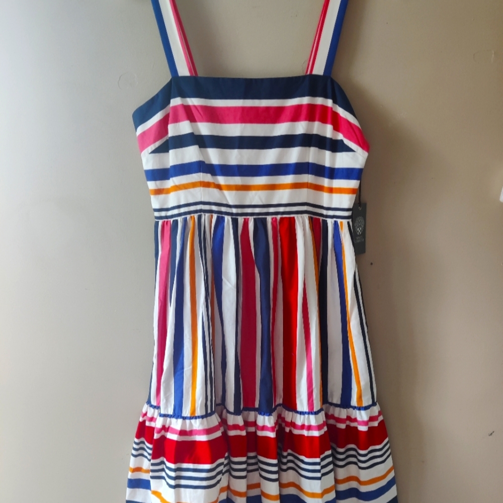 Vince Camuto Size 6 Striped Dress